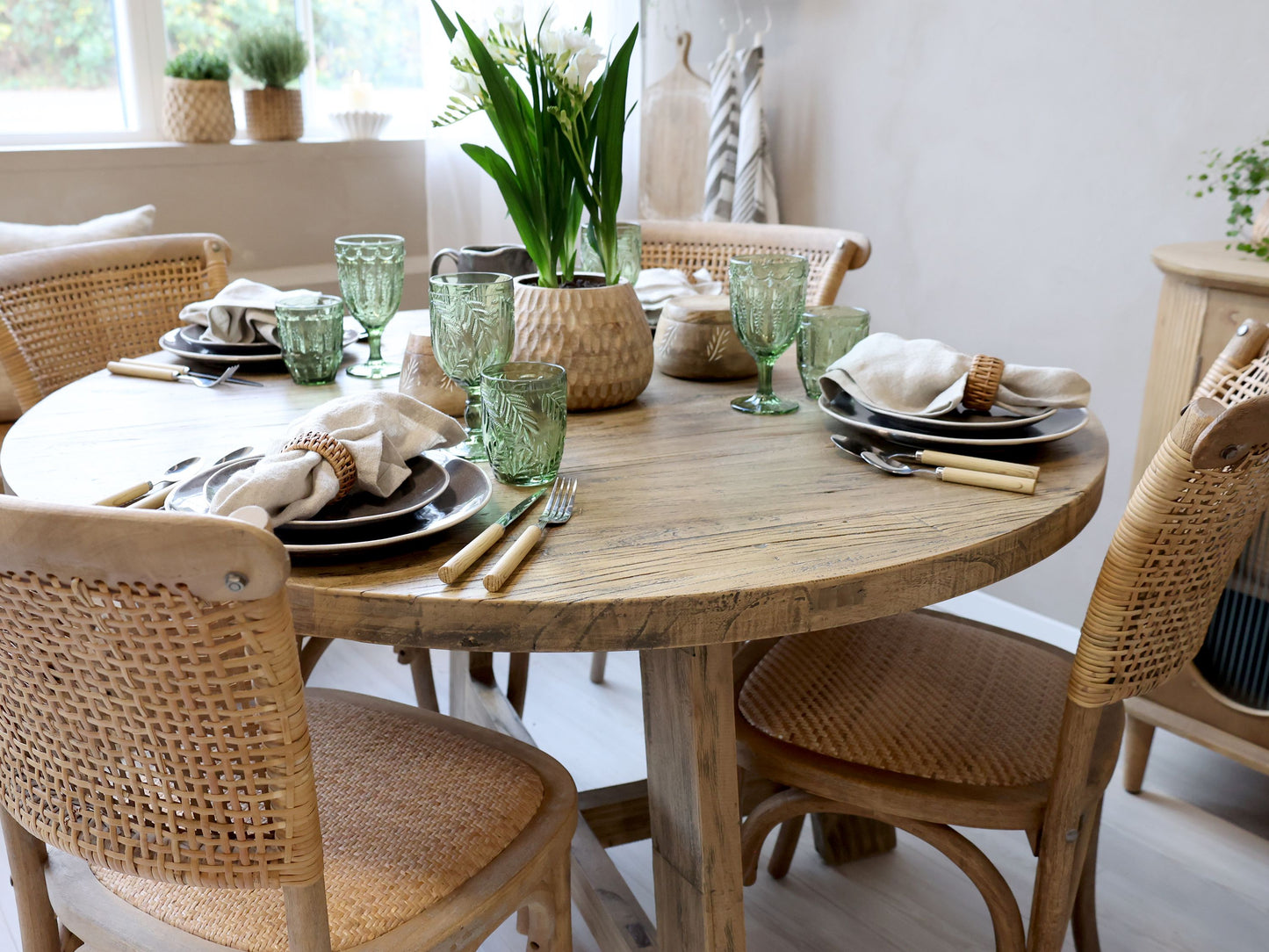 Esstisch LIA rund 120 cm Recyclingholz