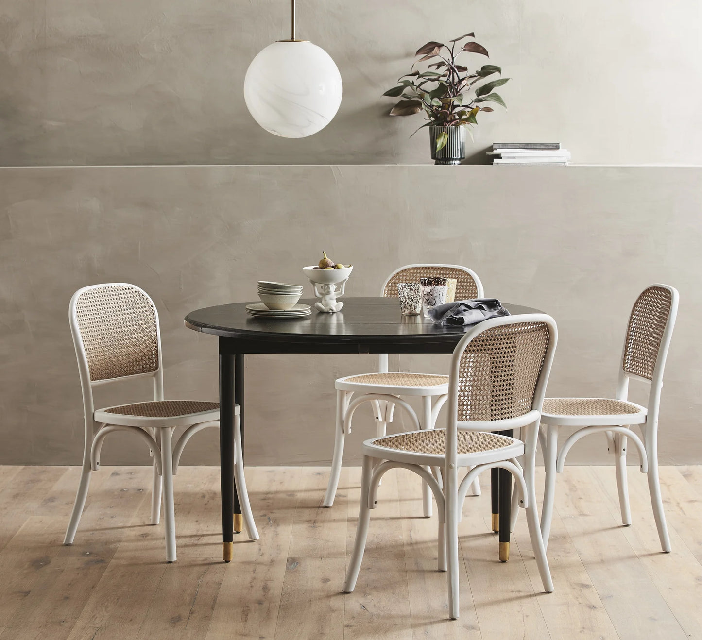 Esstisch TELLA rund 120 cm schwarz-gold - modernes Wohndesign